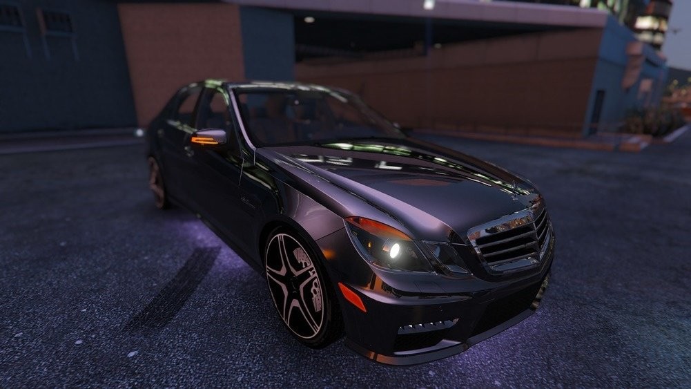 Mercedes-Benz E63 AMG 2010